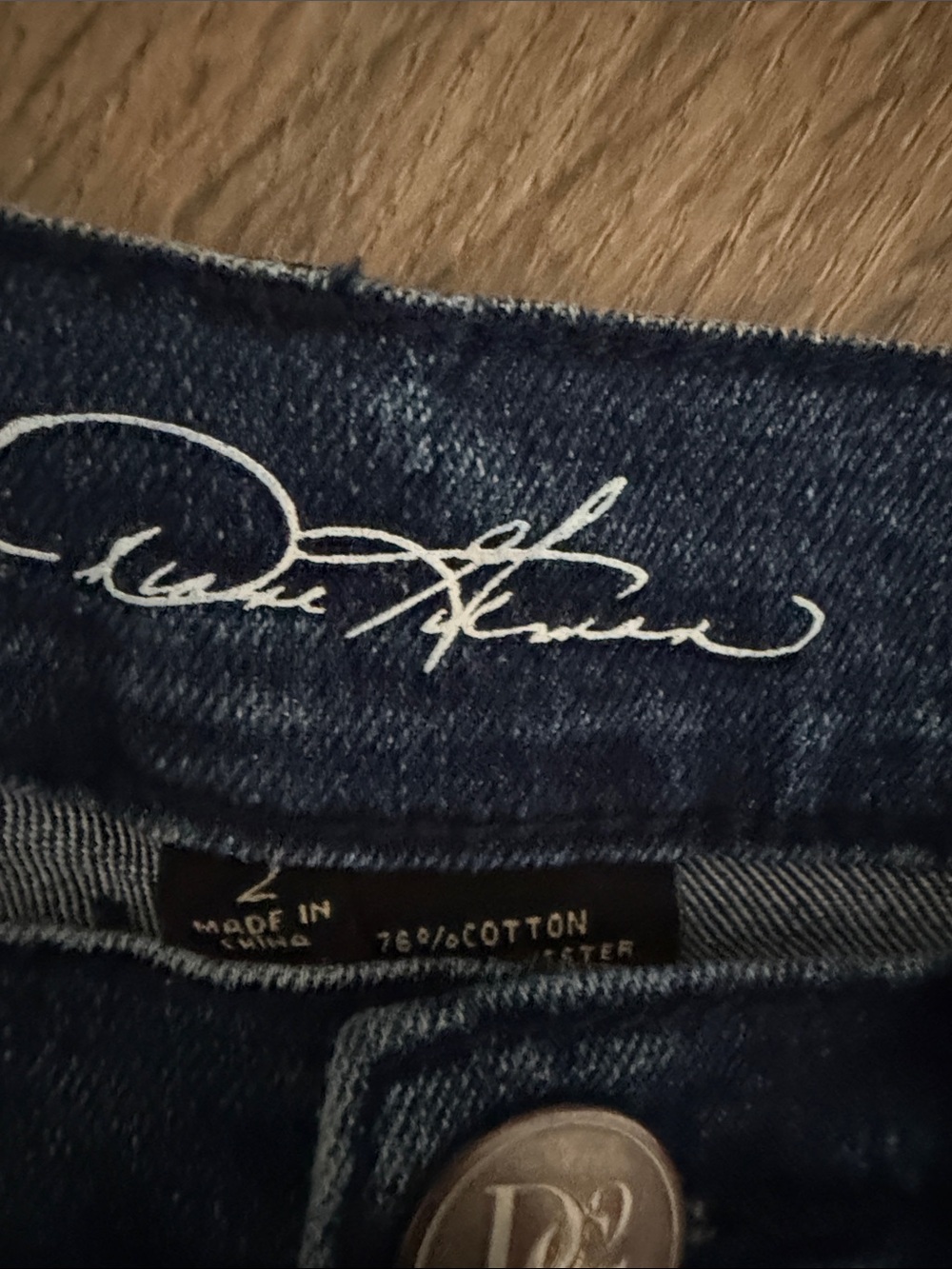 DG2 by Diane Gilman Floral Embroidered Stretch Skinny 5-pocket Jeans EUC - Picture 5 of 6